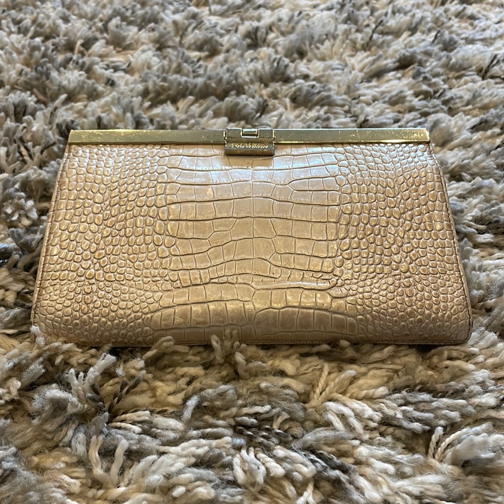 Rare Brahmin accordion wallet